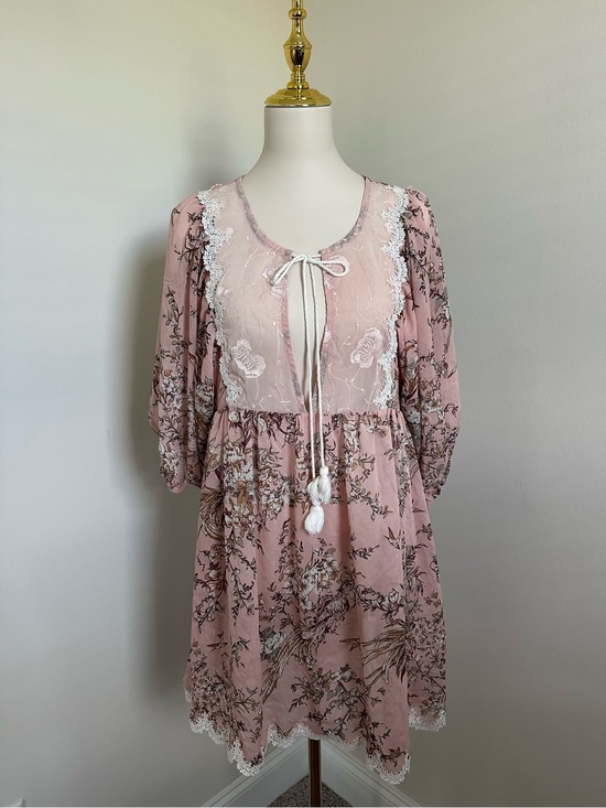 POL Other - POL Boutique Sheer Lace Coverup